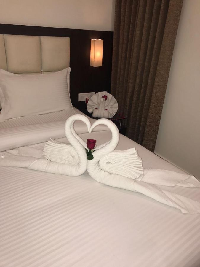 Hotel Anandi Inn Ballia Ngoại thất bức ảnh