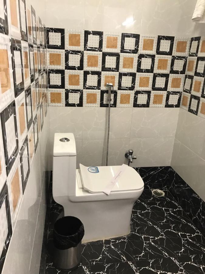 Hotel Anandi Inn Ballia Ngoại thất bức ảnh